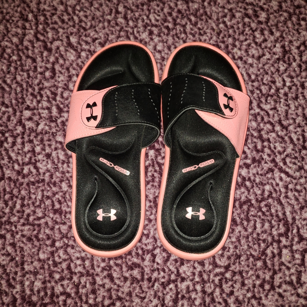 Under Armour Kids' Black and Pink Sandals Sz 5Y